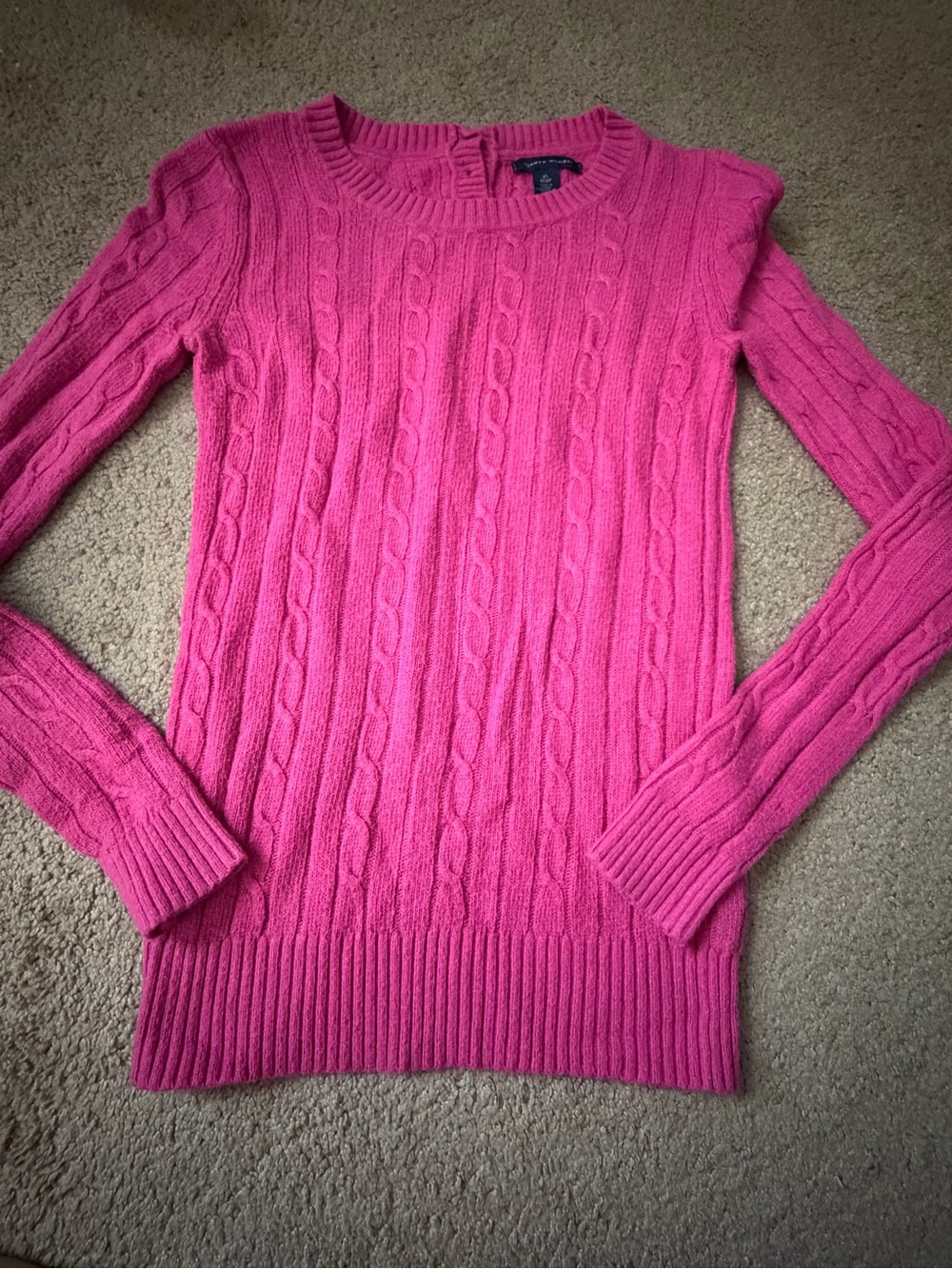 Tommy Hilfiger Women’s size XS Cable Knit Crew Sweater Magenta Pink